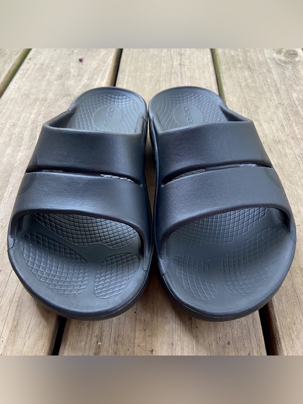 OOFOS OOahh Black Recovery Slide Sandals Comfort Slip On Unisex Size 8 Women’s